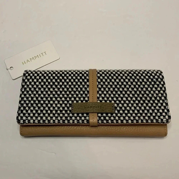 Hammitt Handbags - Hammitt Wallet Benjamin Raffia NWT